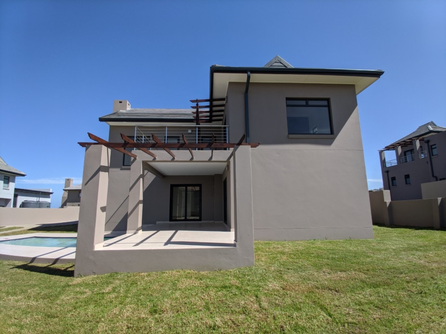 4 Bedroom Property for Sale in Kidds Beach Eastern Cape